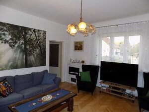 Tehlový dom s obytným podkrovím -Zemianská Olča s jazierkom. — foto 9