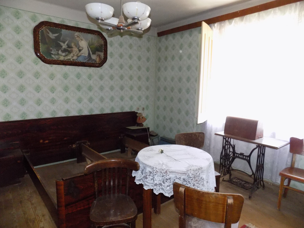 Na predaj tehlový dom v Strekove pri žel.stanici. — foto 10