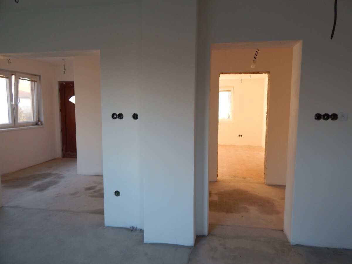 Na predaj 3 izbový rodinný dom v Šuranoch. — foto 6