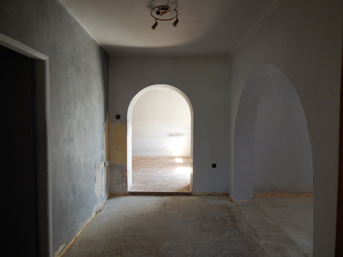 Na predaj 3 izbový rodinný dom v Strekove . — foto 6