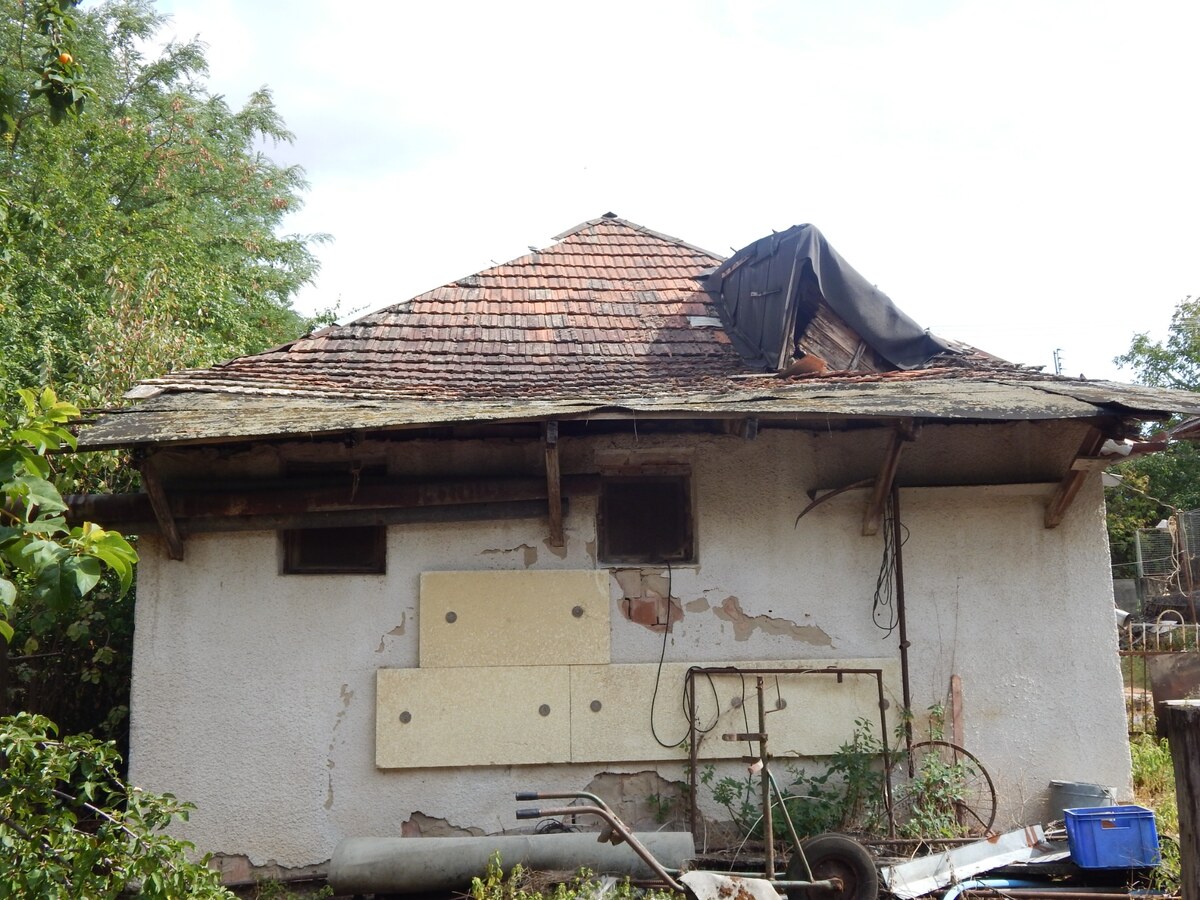 Na predaj  4.izb .dom - chalupa v Brutoch - pozemok 741 m2. — foto 9