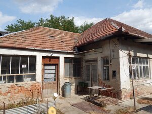 Na predaj  4.izb .dom - chalupa v Brutoch - pozemok 741 m2. — foto 1
