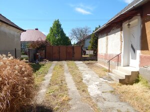 Na predaj 3 izbový rodinný dom v Strekove . — foto 12