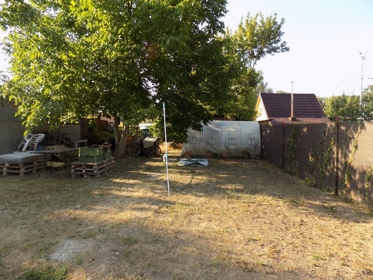 Na predaj murovaná chata na Tekvičnom poli v N. Zámkoch — foto 11