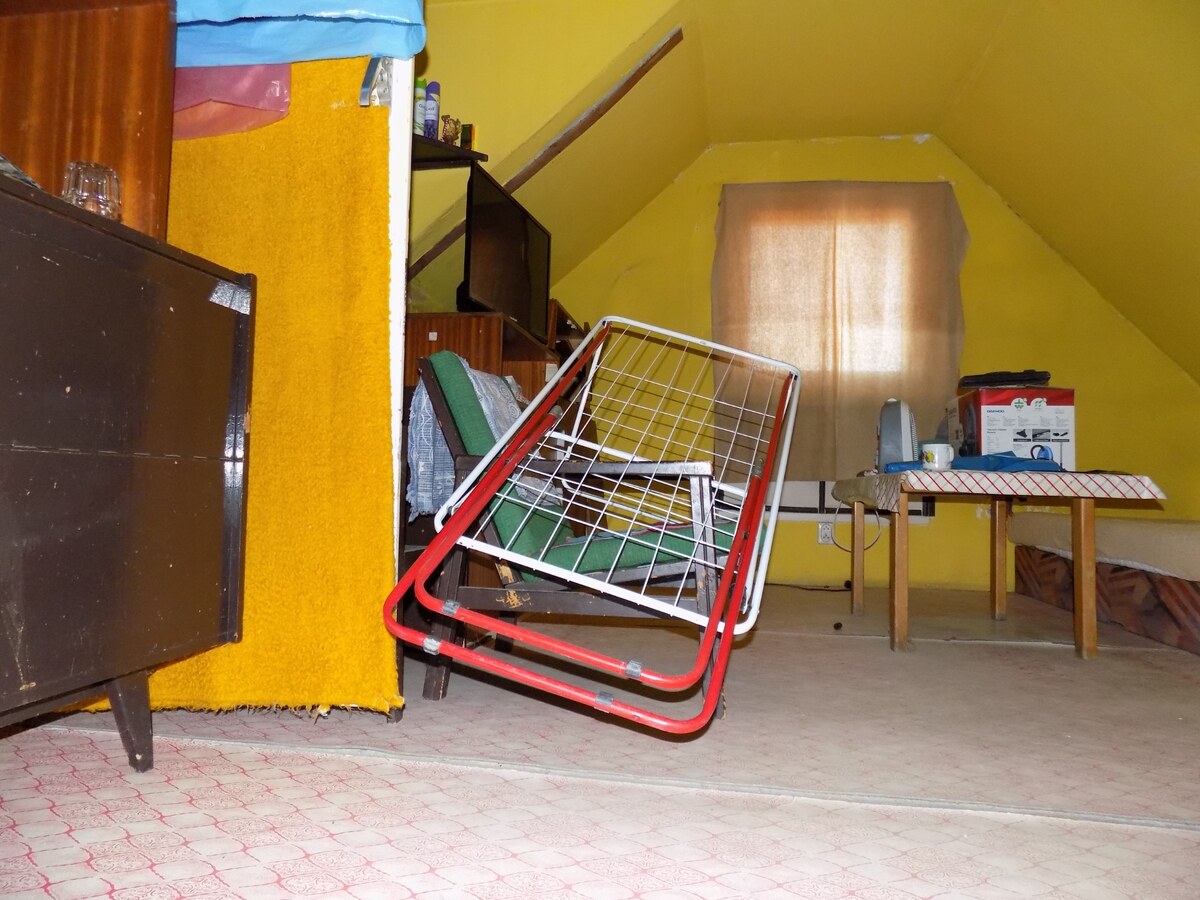 Na predaj murovaná chata na Tekvičnom poli v N. Zámkoch — foto 5