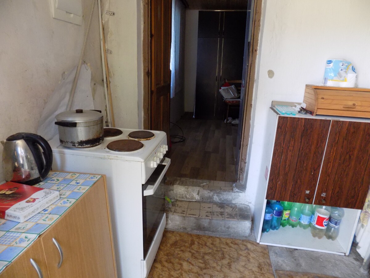 Na predaj murovaná chata na Tekvičnom poli v N. Zámkoch — foto 10