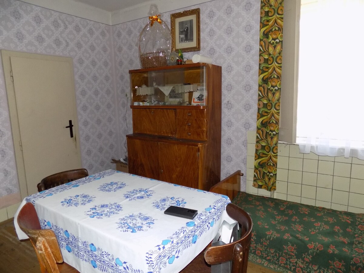 Na predaj tehlový dom v Strekove pri žel.stanici . — foto 11