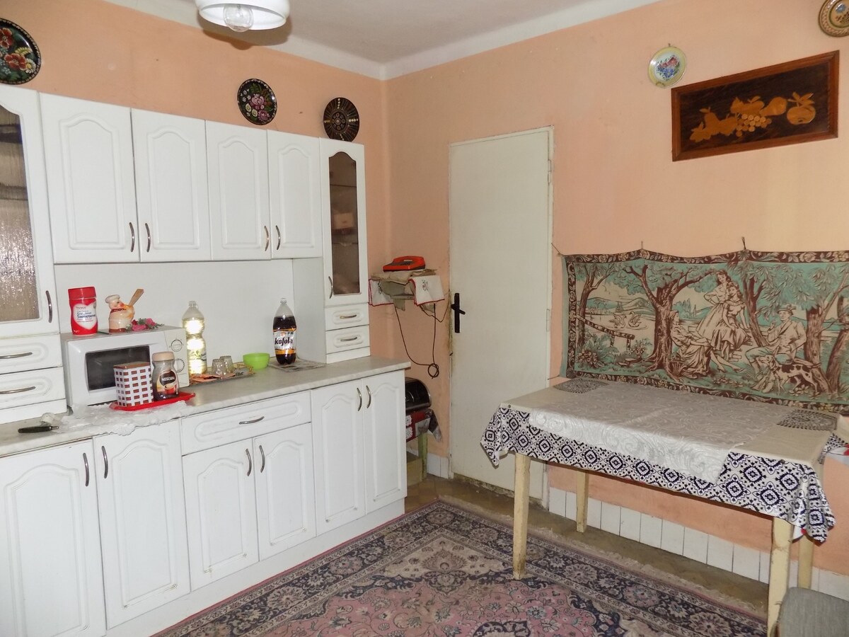 Na predaj tehlový dom v Strekove pri žel.stanici . — foto 14