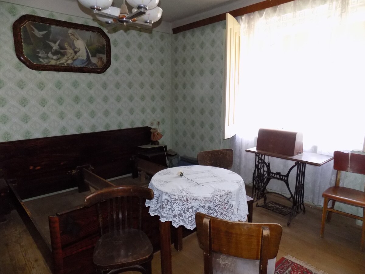 Na predaj tehlový dom v Strekove pri žel.stanici . — foto 6