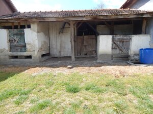 Na predaj vidiecky dom na pozemku 2104 m2 v Martovciach. — foto 10