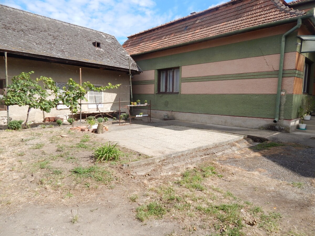Na predaj veľký 4 izbový dom v Salke - ihneď obývateľný! — foto 14