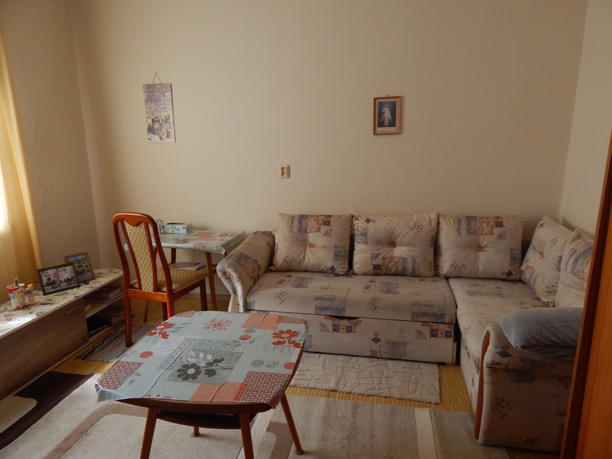 Na predaj veľký 4 izbový dom v Salke - ihneď obývateľný! — foto 5