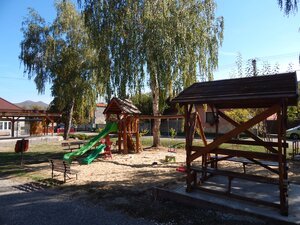 Na predaj 3 izb. zrekonštruovaný dom v obci Leľa pri Štúrove. — foto 16