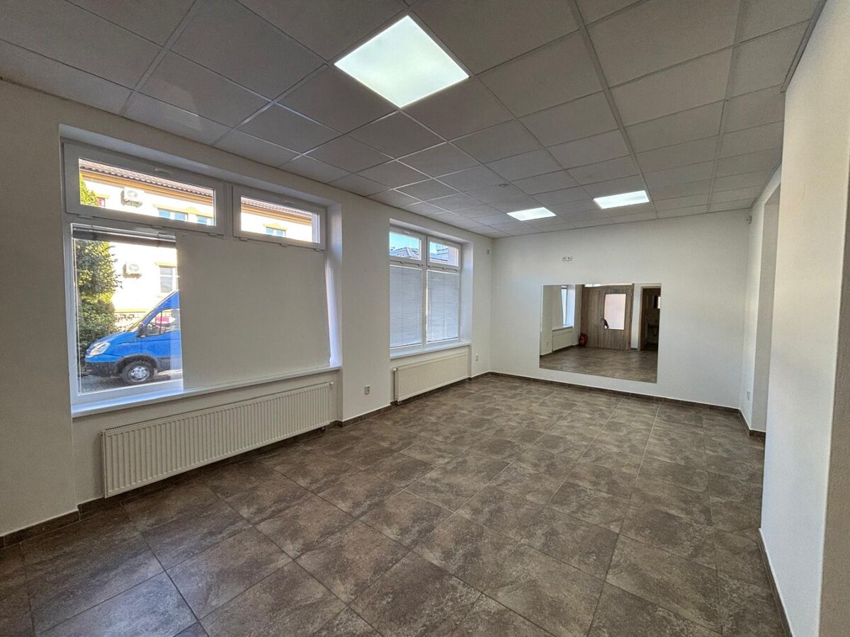 PRENÁJOM – Zrekonštruované obchodné/administratívne priestory v Poprad — foto 3