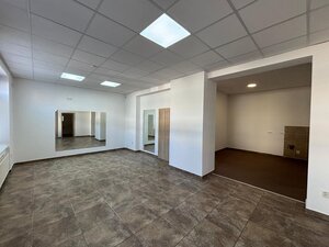 PRENÁJOM – Zrekonštruované obchodné/administratívne priestory v Poprad — foto 1