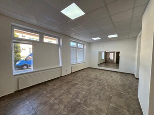 PRENÁJOM – Zrekonštruované obchodné/administratívne priestory v Poprad — foto 3