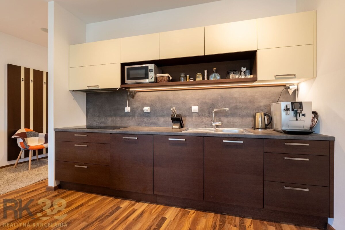 Na predaj: 2–izbový apartmán v apartmánovom dome Oliver, Štrbské pleso — foto 4