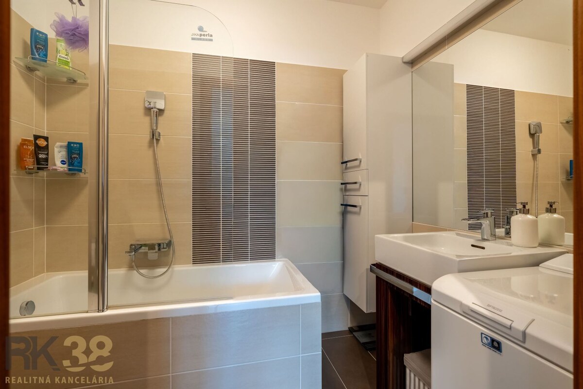 Na predaj: 2–izbový apartmán v apartmánovom dome Oliver, Štrbské pleso — foto 9