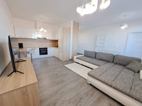 Kompletne zariadený 2-izbový byt (50 m²) v centre Popradu