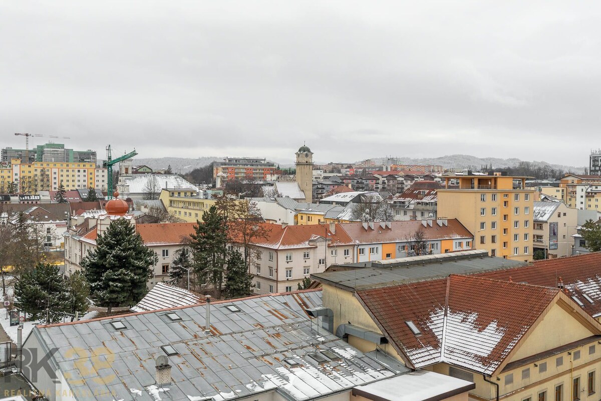 Kompletne zariadený 3-izbový byt v centre Popradu (EDEN) s parkovaním — foto 14