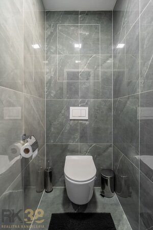 Kompletne zariadený 3-izbový byt v centre Popradu (EDEN) s parkovaním — foto 11