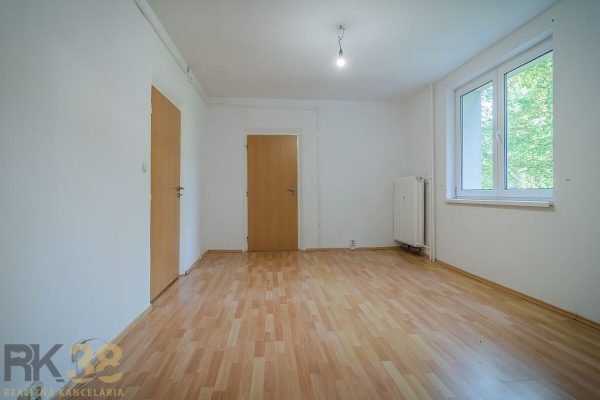 Predaj: Zrekonštruovaný 4-izbový byt s loggiou | Poprad – Západ — foto 3