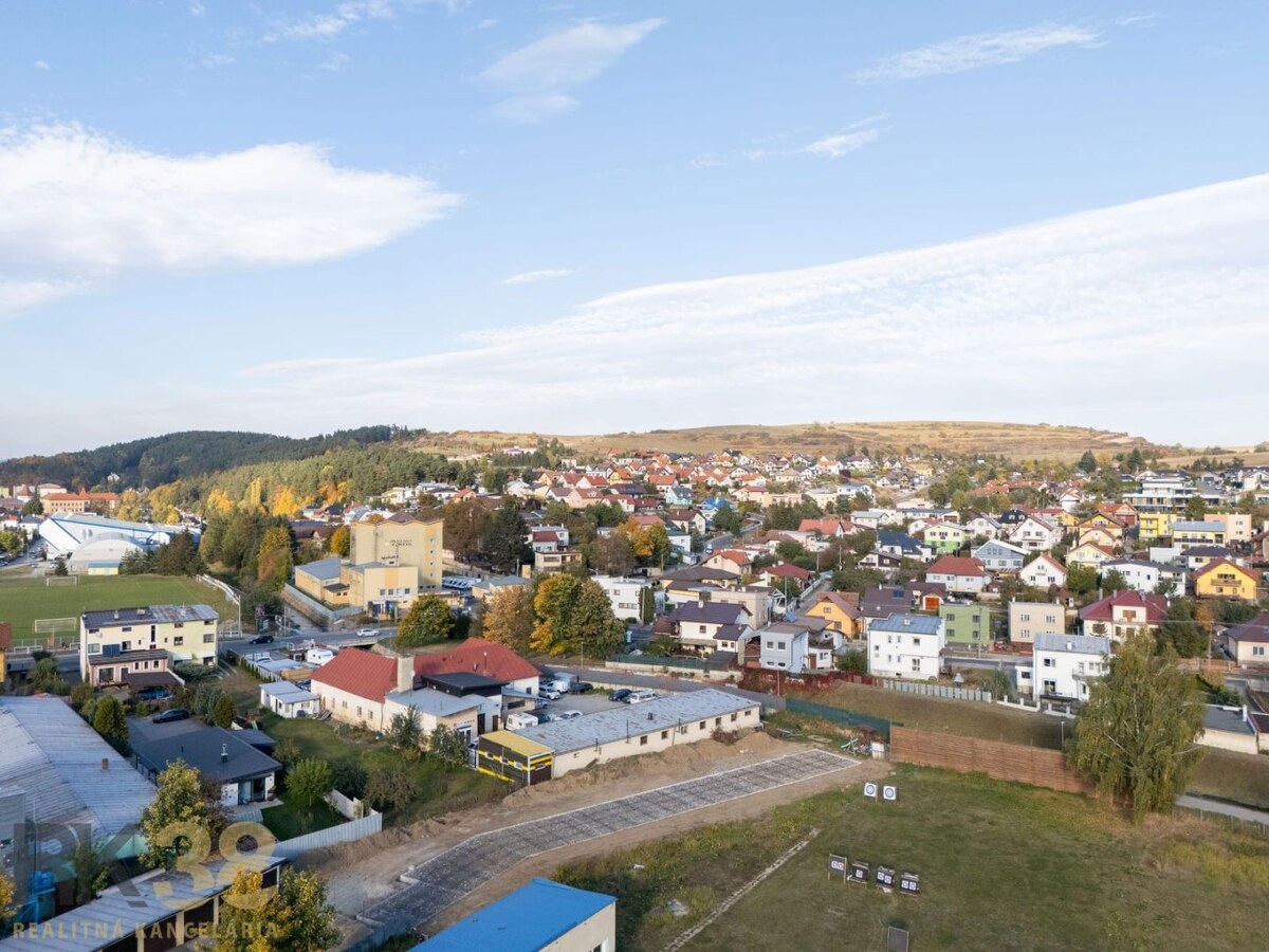Novostavby garáží v blízkosti centra Kežmarku, možnosť odpočtu DPH — foto 3