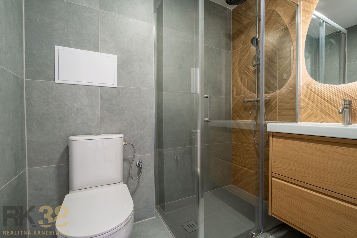 Moderné bývanie vo Svite – kompletne zrekonštruovaný 1-izbový byt — foto 6