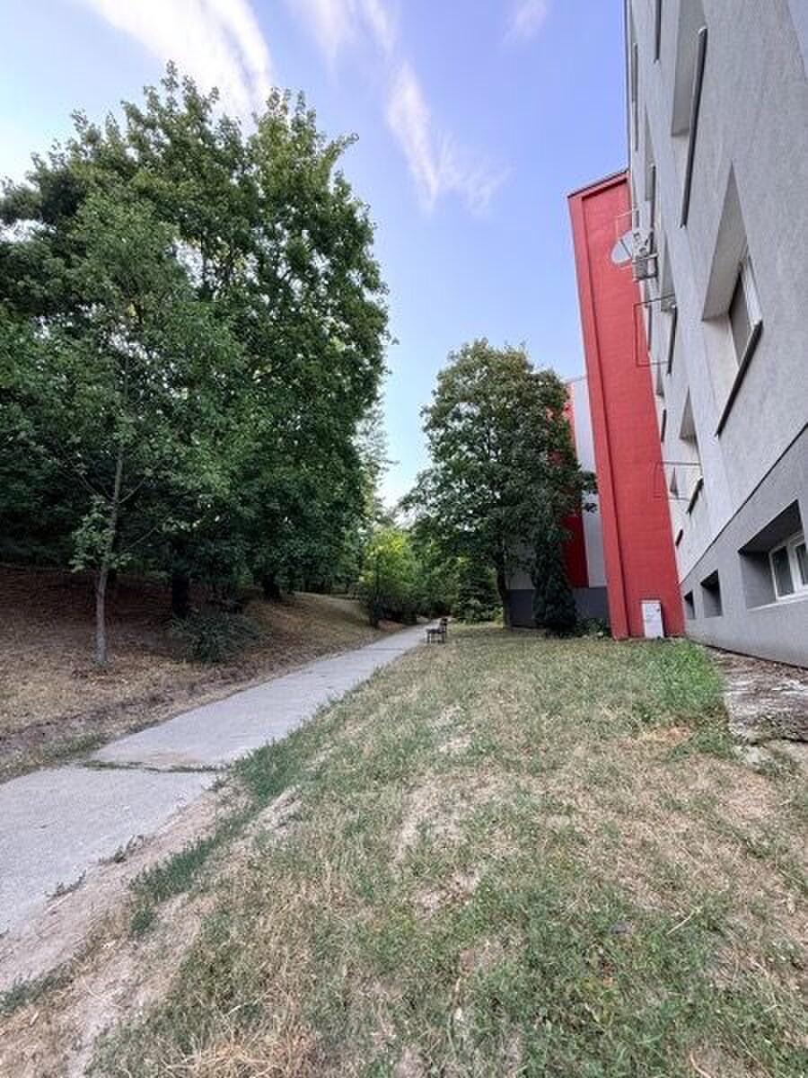 Rezervované: Na predaj 2-izbový byt po rekonštrukcii — foto 14