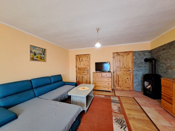 Na prenájom 1-izbový apartmán v rodinnom dome v Gánovciach