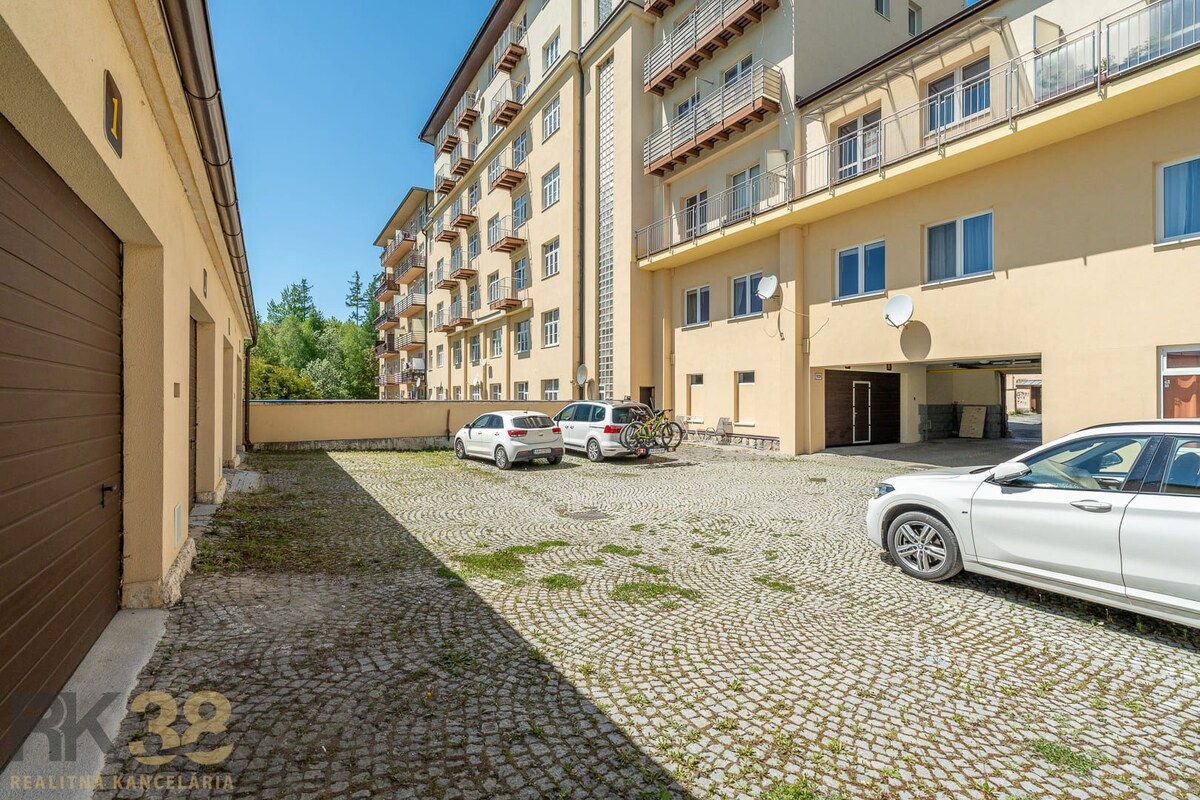 Výhodná cena: Na predaj priestranný 2-izbový byt s garážou — foto 11