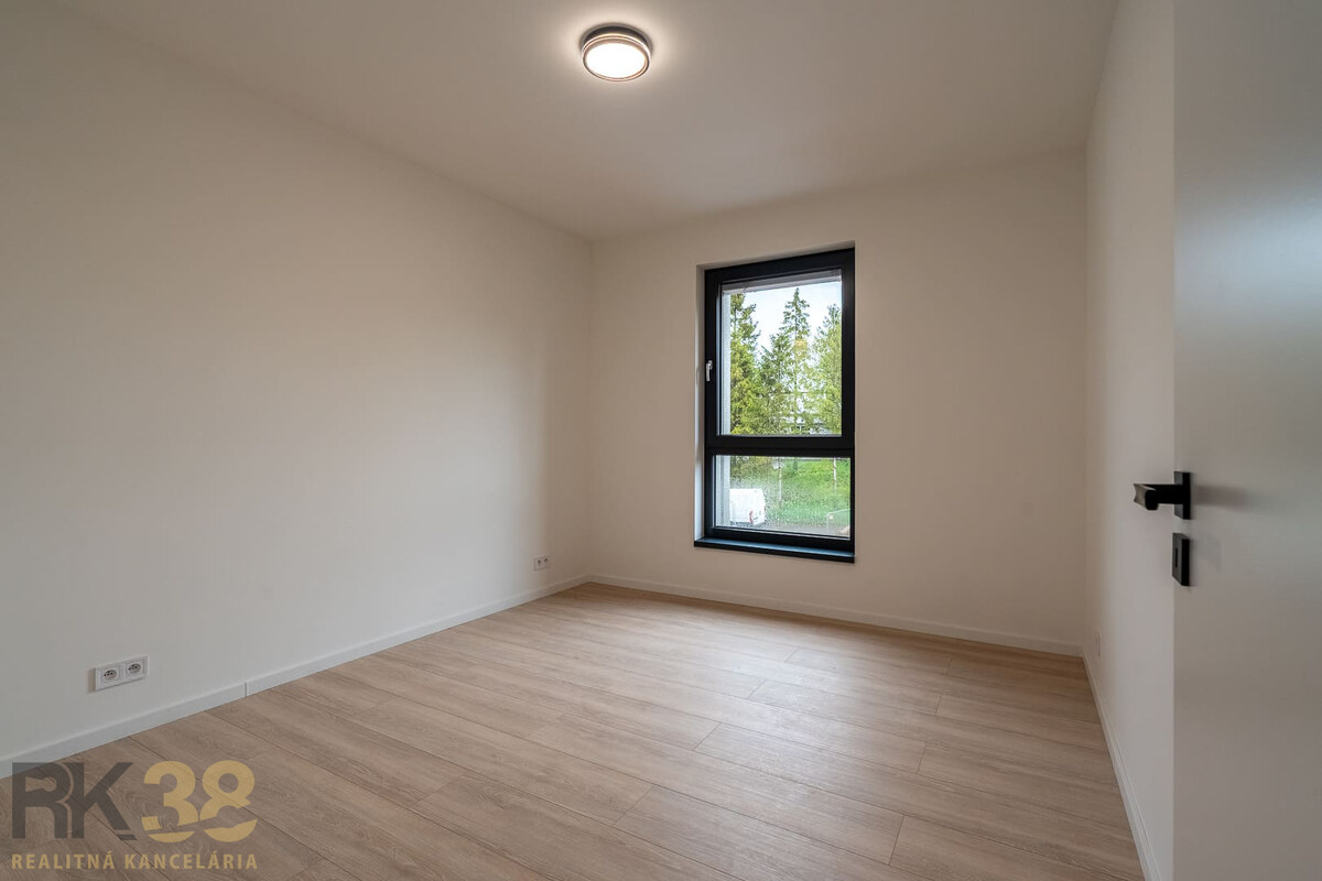 SKOLAUDOVANÉ: Priestranné 2-izbové byty – Kukučínova, Poprad — foto 6