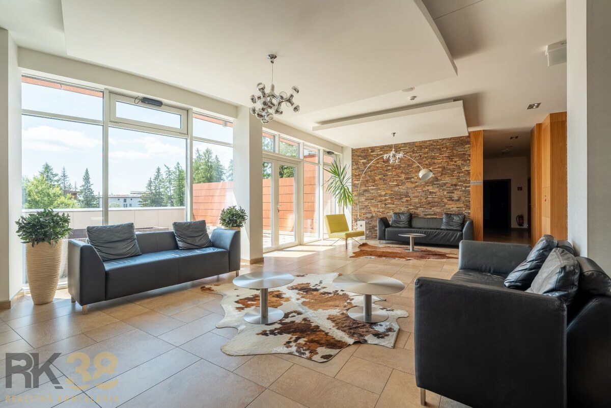 Jeden z najlepšie položených apartmánov na Slovensku -  Štrbské pleso — foto 12