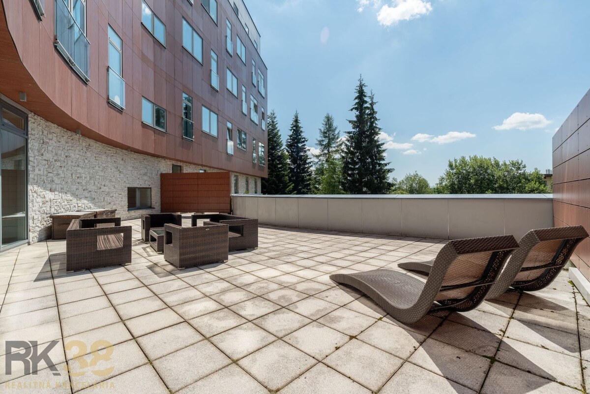 Jeden z najlepšie položených apartmánov na Slovensku -  Štrbské pleso — foto 17