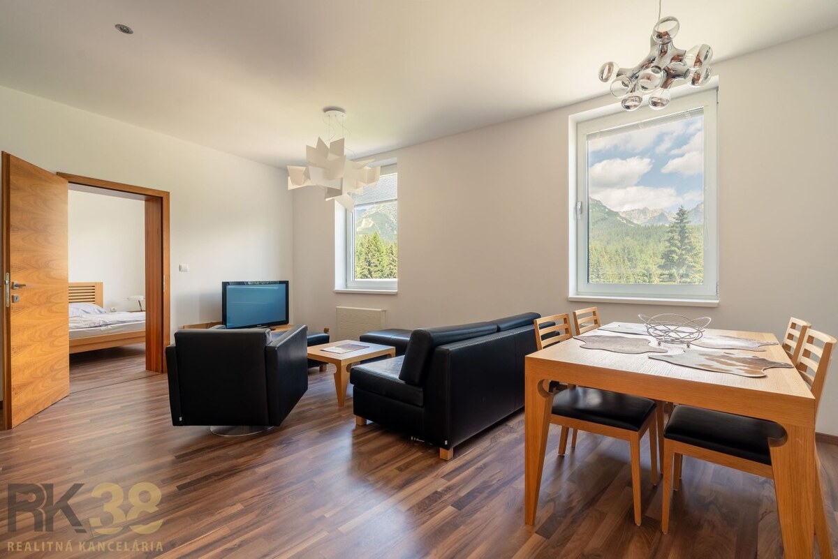 Jeden z najlepšie položených apartmánov na Slovensku -  Štrbské pleso — foto 2