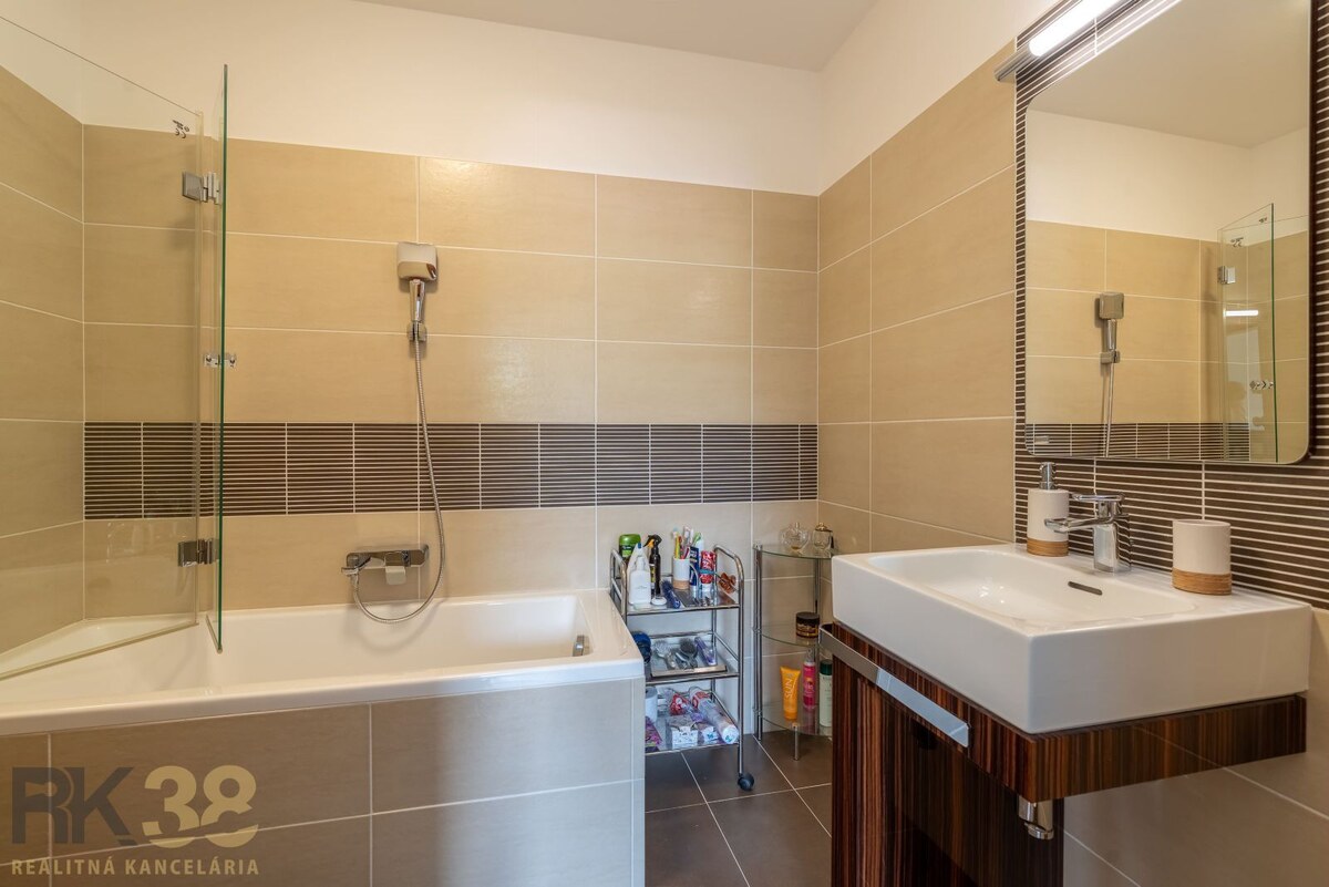 Jeden z najlepšie položených apartmánov na Slovensku -  Štrbské pleso — foto 9