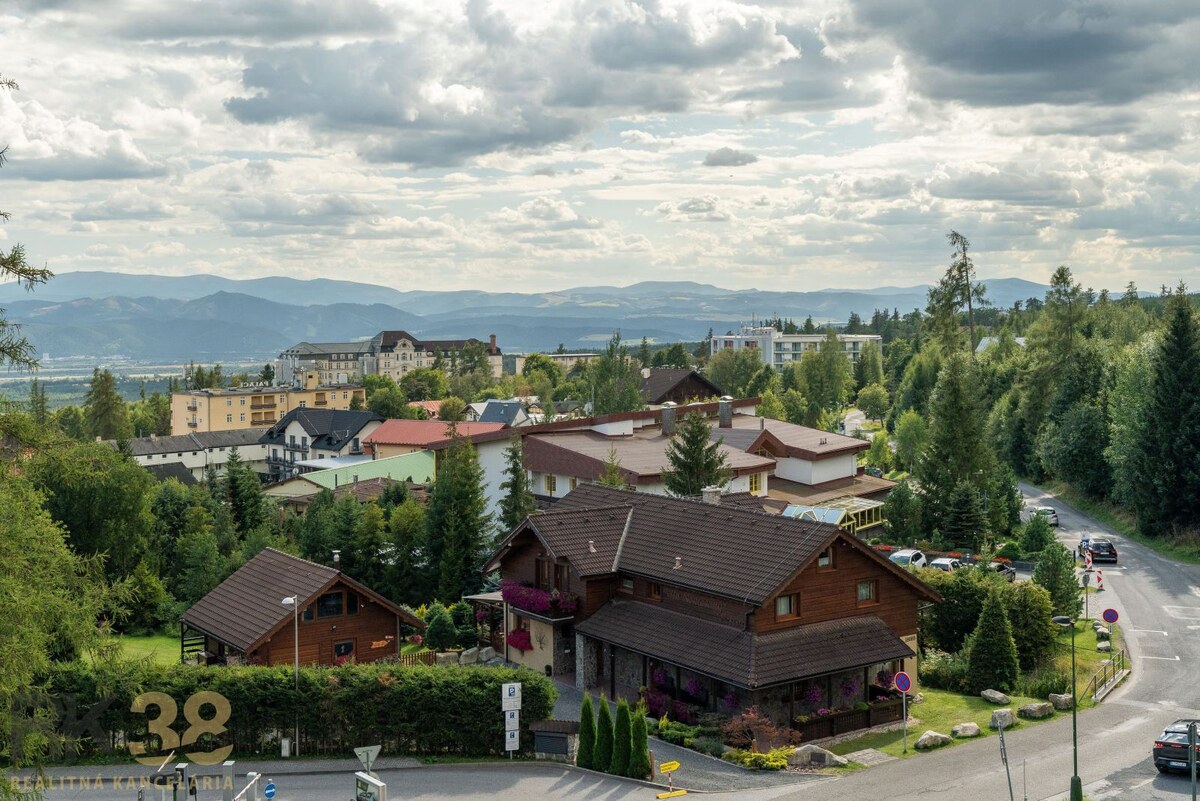 Exkluzívny apartmán pod tatranskými štítmi v Hrebienok Resort**** — foto 13