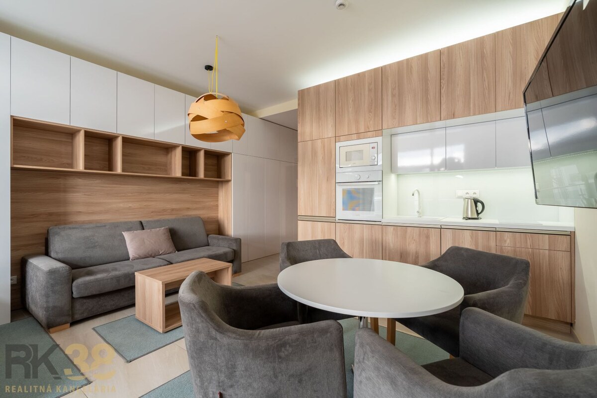 Exkluzívny apartmán pod tatranskými štítmi v Hrebienok Resort**** — foto 8