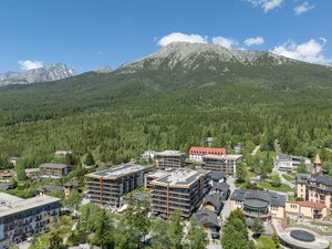 Exkluzívny apartmán pod tatranskými štítmi v Hrebienok Resort**** — foto 1
