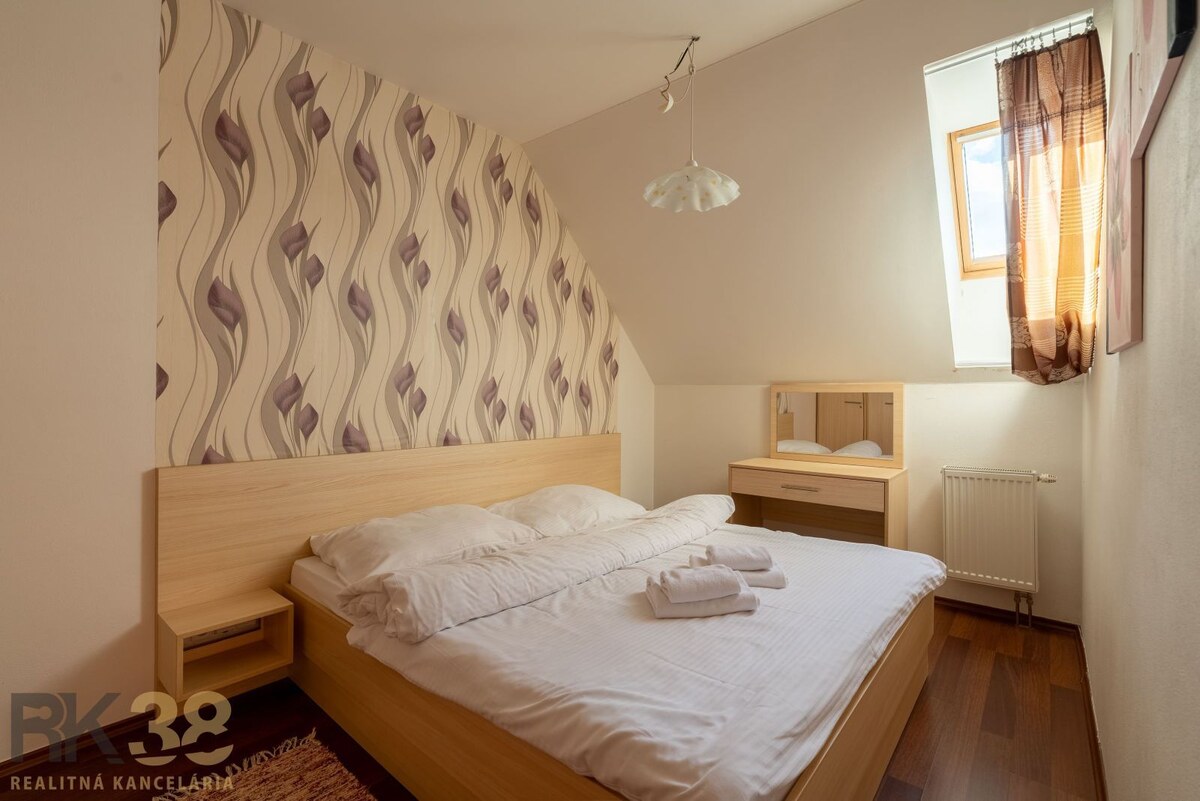 Podkrovný 2-izbový apartmán v Apartmánoch Lomnica — foto 8