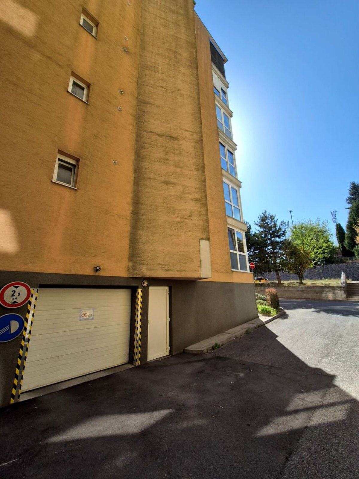 SAMOSTATNÁ MUROVANÁ GARÁŽ | HEYROVSKÉHO | LAMAČ — foto 6