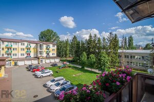 Moderný 3-izbový byt s balkónom a parkovacím státím — foto 14