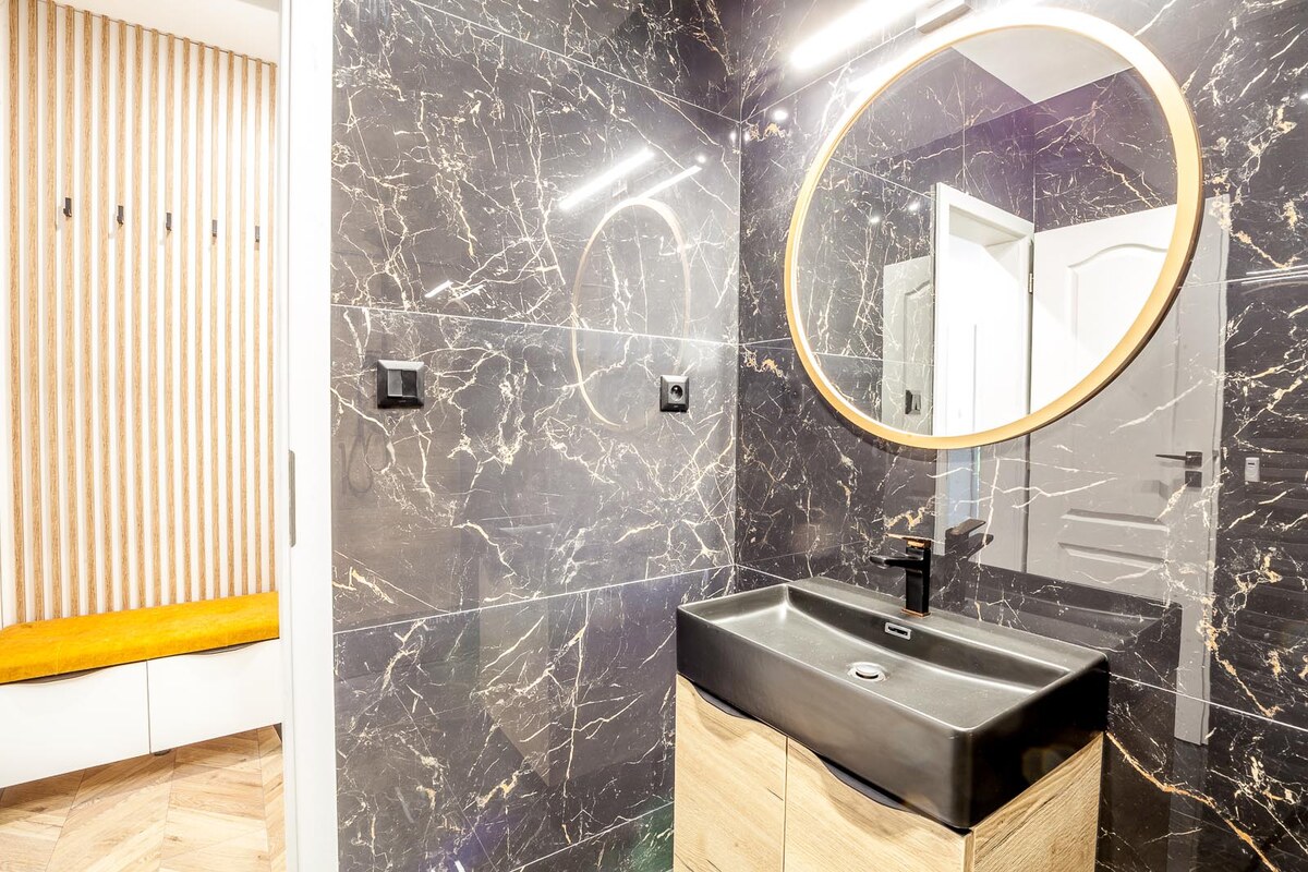 3-izbový apartmán s 45 m² terasou a wellness len kúsok od zubačky — foto 11