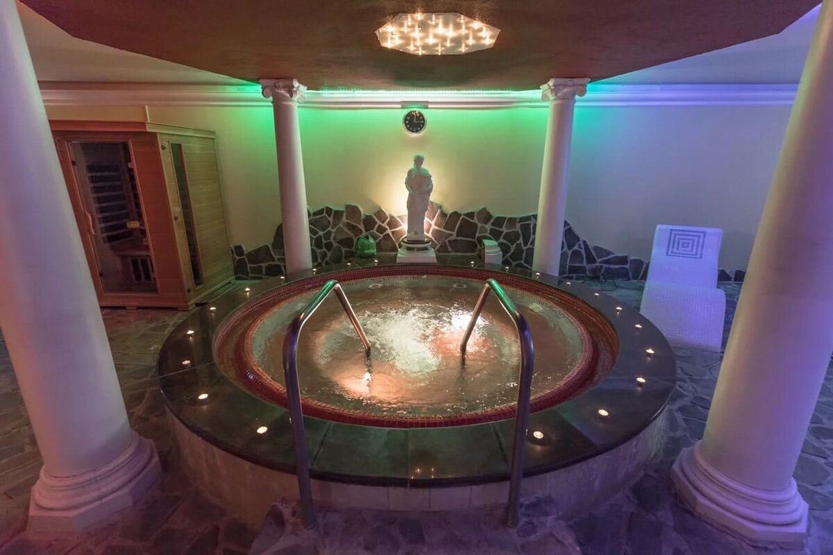 3-izbový apartmán s 45 m² terasou a wellness len kúsok od zubačky — foto 16
