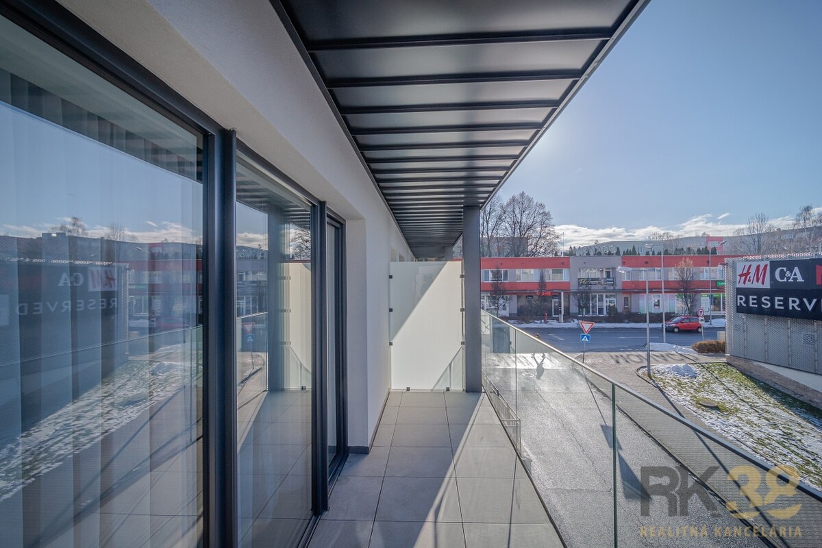 Na prenájom lukratívne 2-izbové byty v centre Popradu — foto 10