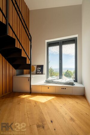 Exkluzívny 100 m² apartmán s terasou a výhľadom na Slavkovský štít — foto 15