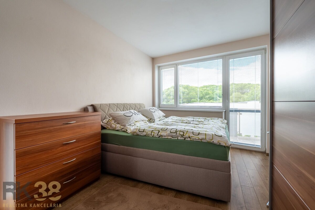 Výnimočná ponuka: Exkluzívny rodinný dom s investičným potenciálom — foto 11