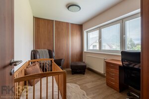 Výnimočná ponuka: Exkluzívny rodinný dom s investičným potenciálom — foto 10