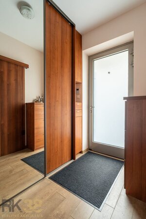 Výnimočná ponuka: Exkluzívny rodinný dom s investičným potenciálom — foto 7