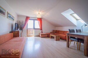Znížená cena: priestranný apartmán s TOP polohou v Starom Smokovci — foto 10